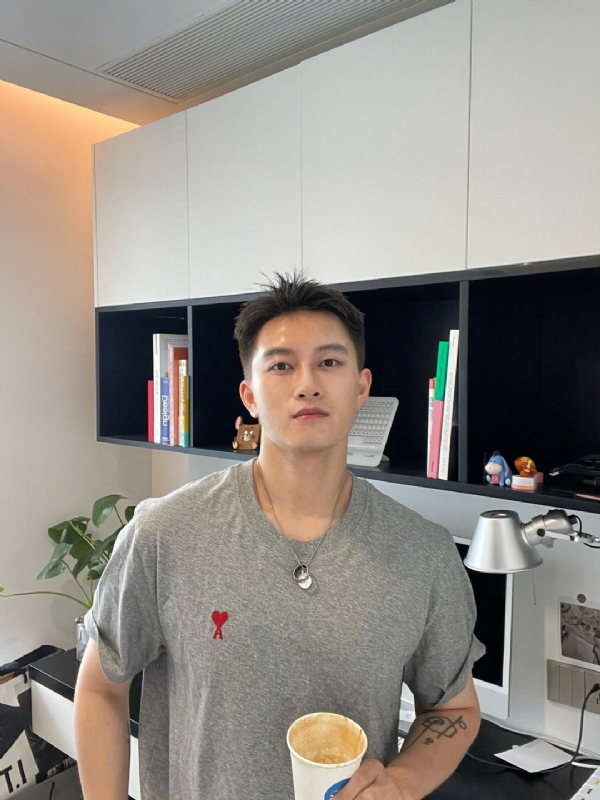 月光之下的第二张照片--长乐相亲服务中心