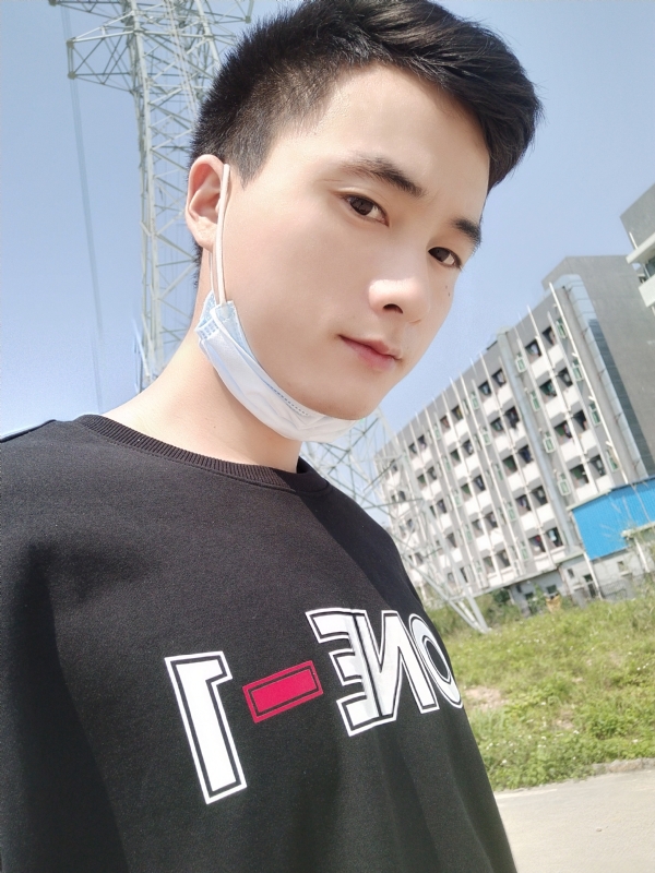 何凡的第一张照片--长乐相亲服务中心