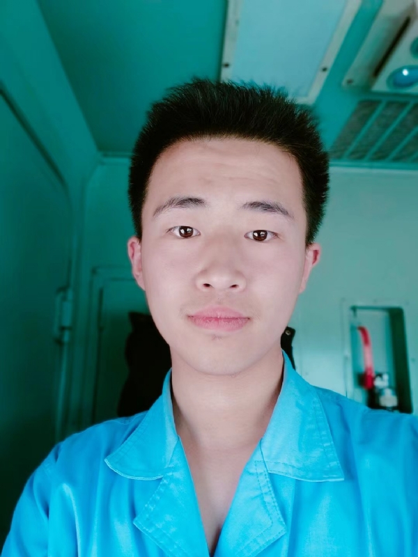 生而为人的第一张照片--长乐相亲服务中心