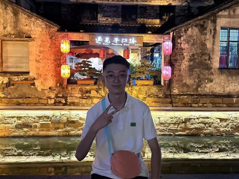 李四的第一张照片--长乐相亲服务中心