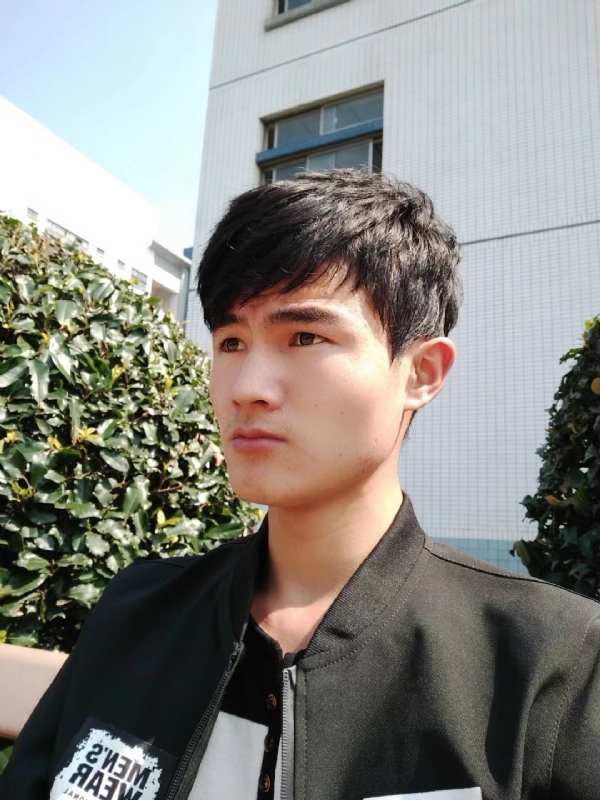 阳光男孩的第四张照片--长乐相亲服务中心