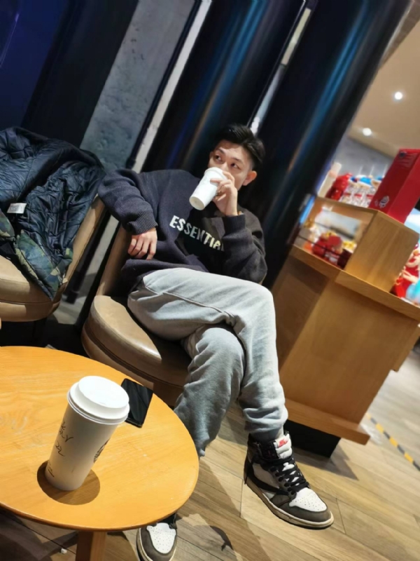 LAZY的第一张照片--长乐相亲服务中心