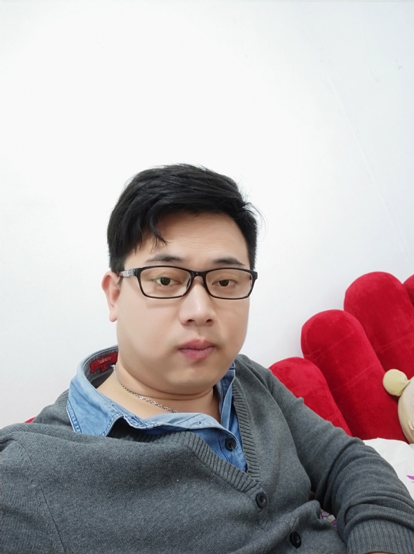 何必在亿的第一张照片--长乐相亲服务中心