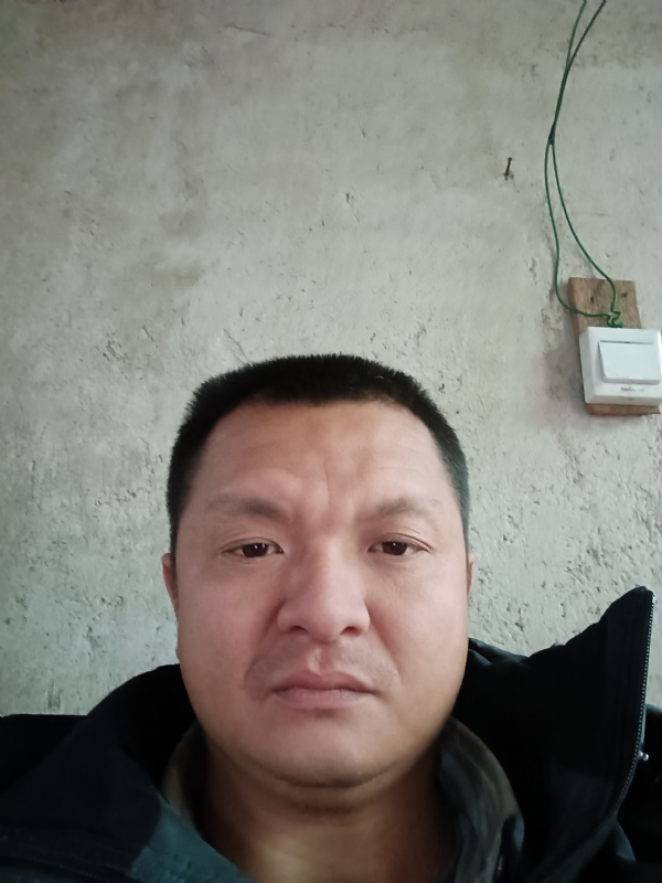 兰成龙的第四张照片--长乐相亲服务中心
