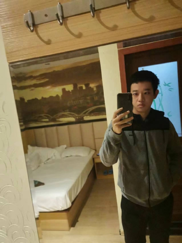 阵雨的第一张照片--长乐相亲服务中心