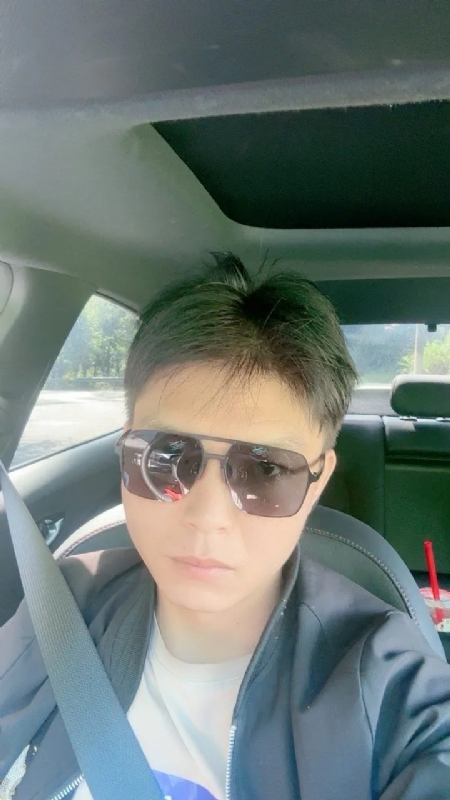 怀念的第一张照片--长乐相亲服务中心