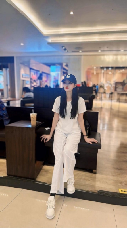 卖火柴的小女孩的第一张照片--长乐相亲服务中心