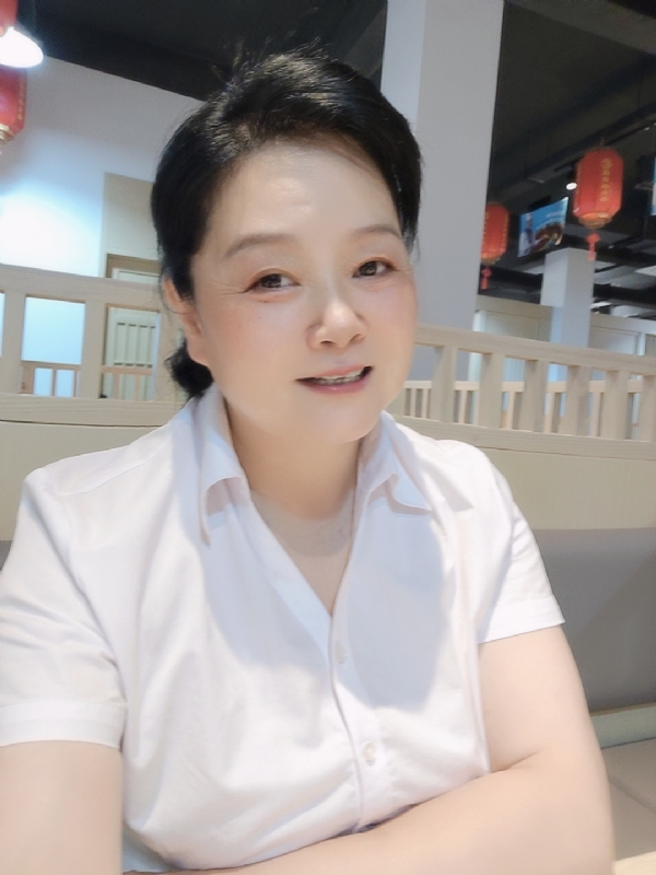 丁姐爱生活的第一张照片--长乐相亲服务中心