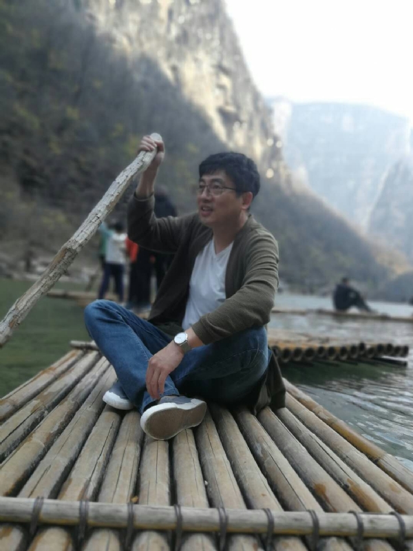 风被吹走了的第一张照片--长乐相亲服务中心