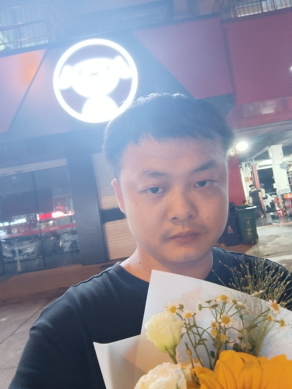 小陈的第一张照片--长乐相亲服务中心