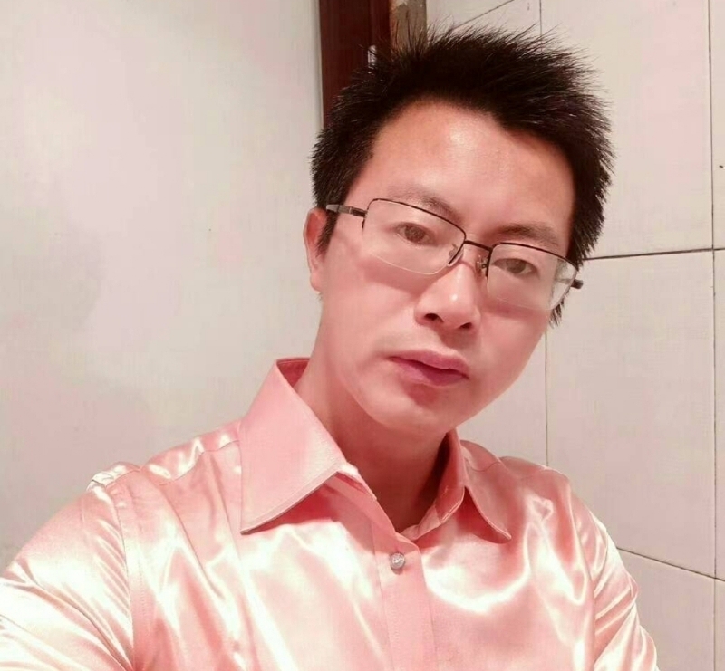 亮亮的第一张照片--长乐相亲服务中心