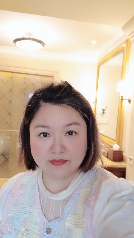 衎静玲瓏的第一张照片--长乐相亲服务中心