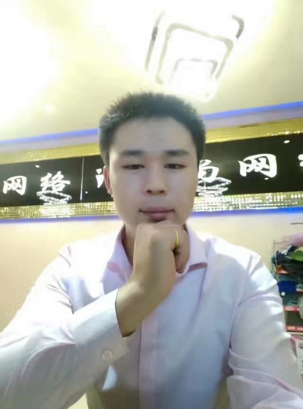 沉默寡言的第一张照片--长乐相亲服务中心