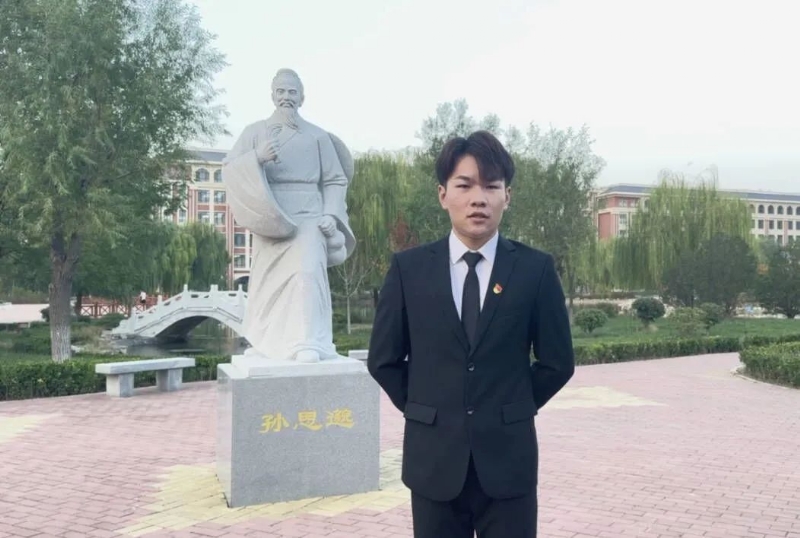 尚明月的第一张照片--长乐相亲服务中心