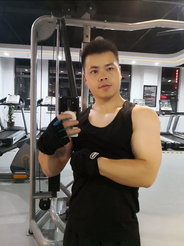 范迪塞尔的第二张照片--长乐相亲服务中心