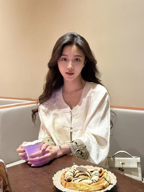 Anna的第二张照片--长乐相亲服务中心