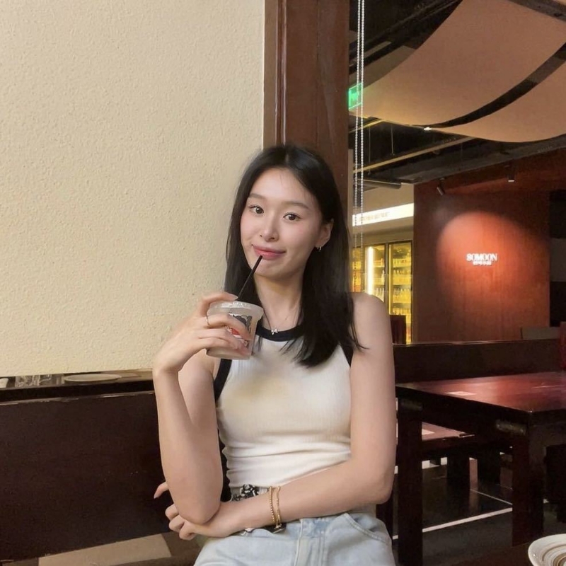 羽毛的第一张照片--长乐相亲服务中心