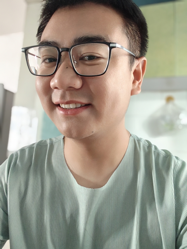 田田向上的第一张照片--长乐相亲服务中心