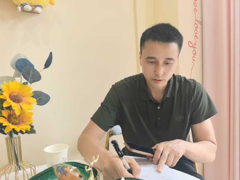 笑看一切的第二张照片--长乐相亲服务中心