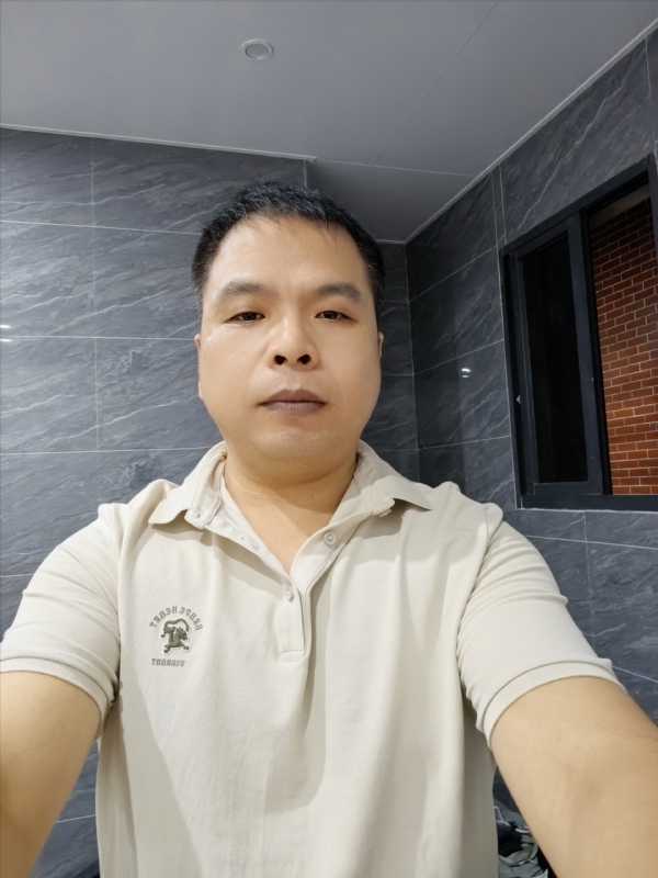 刘两水的第一张照片--长乐相亲服务中心