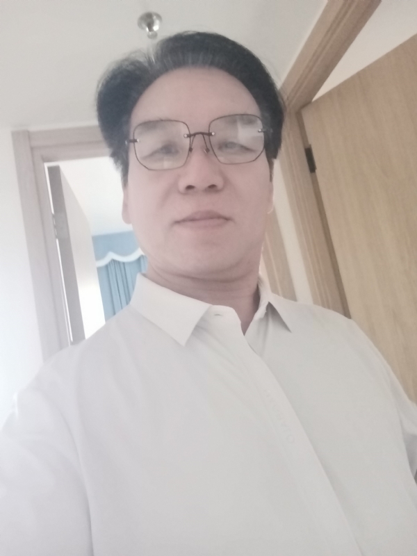 李敎授的第二张照片--长乐相亲服务中心