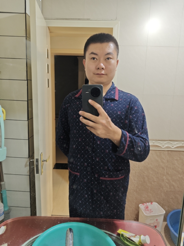 迷迷糊糊的第一张照片--长乐相亲服务中心