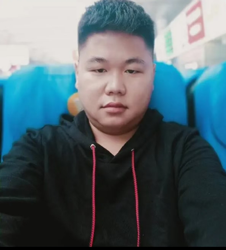 黄斌的第一张照片--长乐相亲服务中心