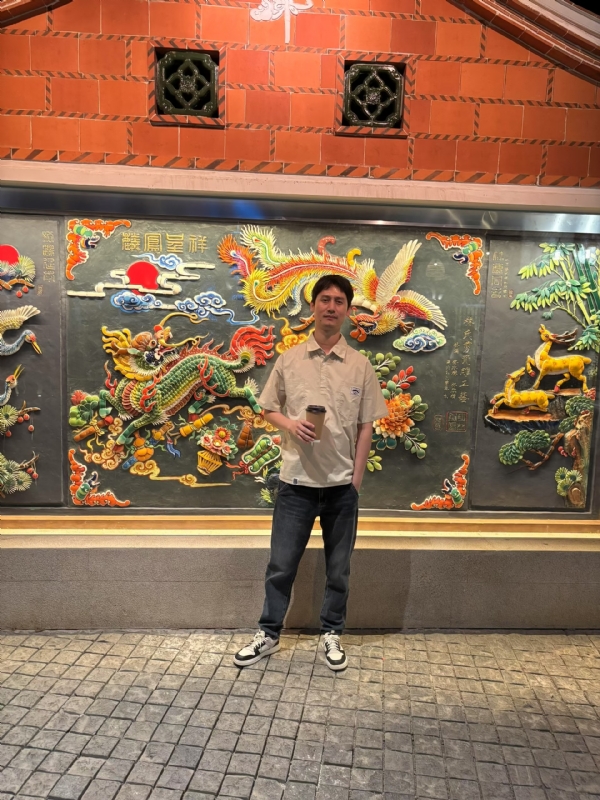 笙箫何的第一张照片--长乐相亲服务中心