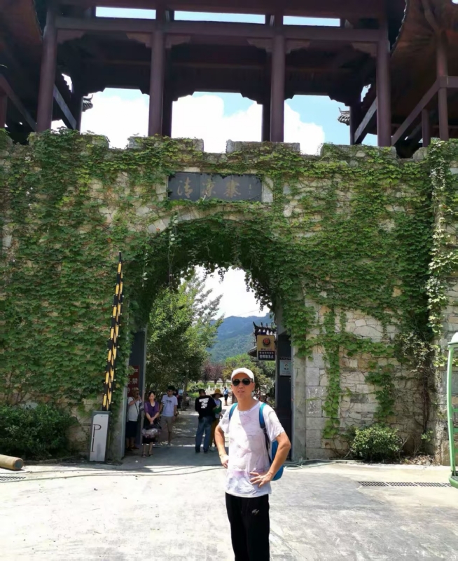 品心人的第一张照片--长乐相亲服务中心