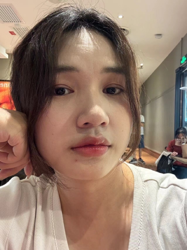 粉墨的第一张照片--长乐相亲服务中心